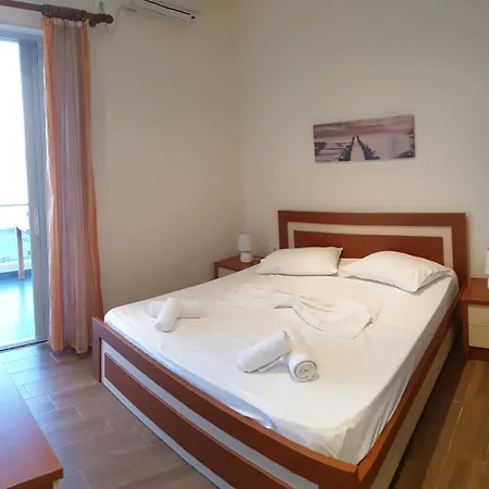 Golden Hotel Himare