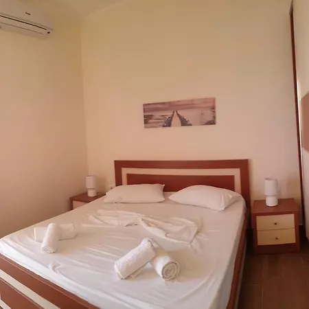 Golden Hotel