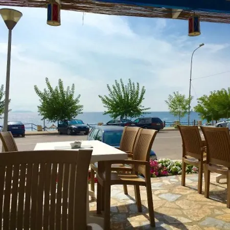 Golden 3* Himare