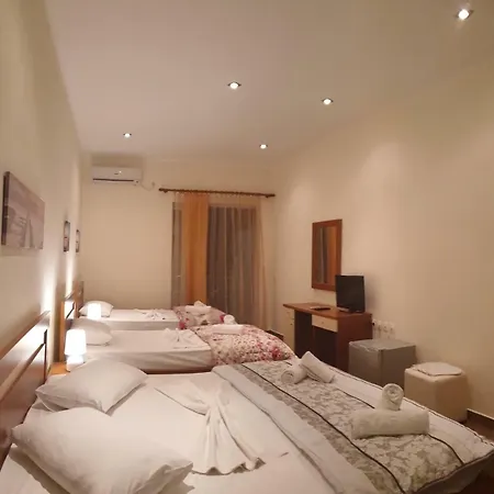 Hotel Golden 3*