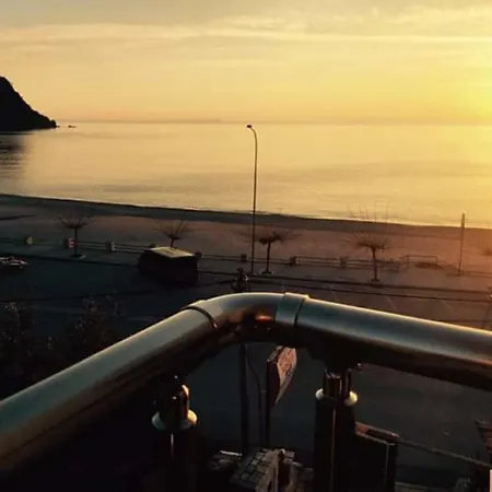 Golden Hotel Himare