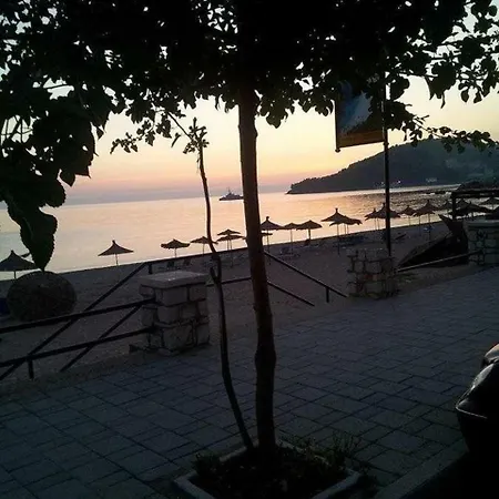 Hotel Golden 3*